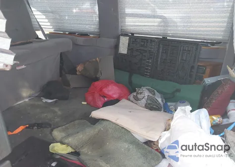 2002 Dodge Ram Van 1500 Conversion z USA, uszkodzony, nr VIN 2B6HB11Y62K104795